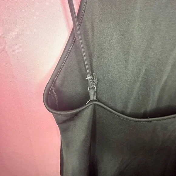 Halter Body-con Black Dress - Picture 4 of 4